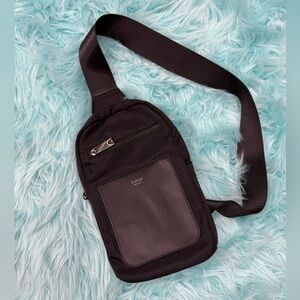 Chic Black Crossbody Bag by Duxio